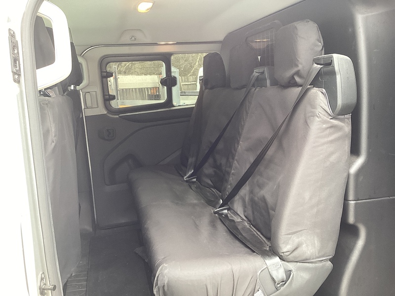 Ford 320 EcoBlue Limited LWB Crewcab A/C Euro 6