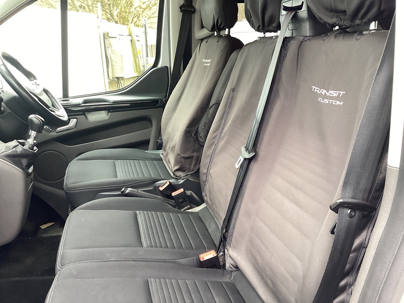 Ford 320 EcoBlue Limited LWB Crewcab A/C Euro 6