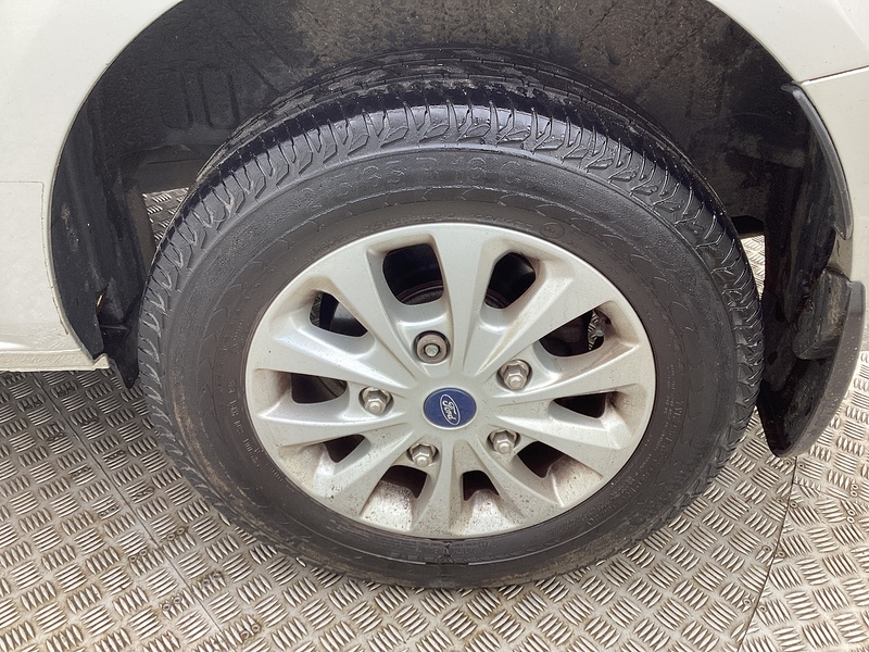 Ford 300 EcoBlue Limited SWB Crewcab A/C Euro 6