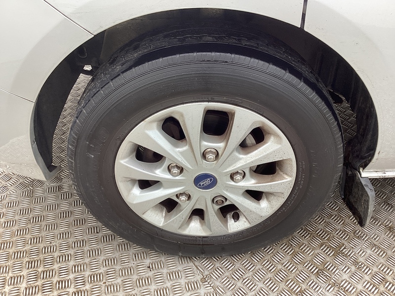 Ford 300 EcoBlue Limited SWB Crewcab A/C Euro 6