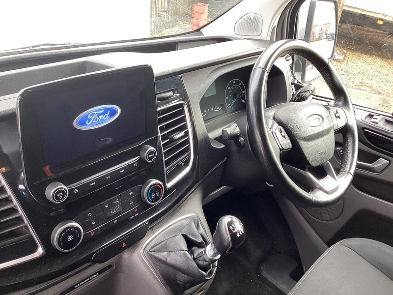 Ford 300 EcoBlue Limited SWB Crewcab A/C Euro 6