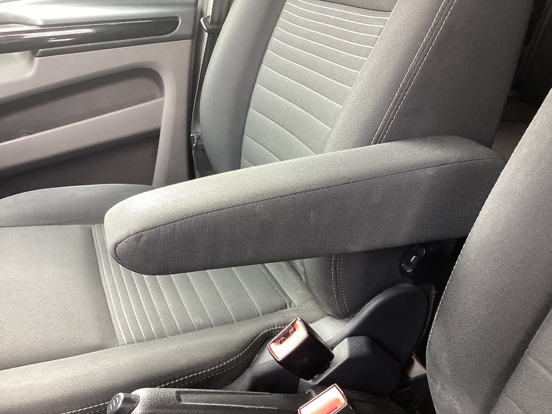 Ford 300 EcoBlue Limited SWB Crewcab A/C Euro 6