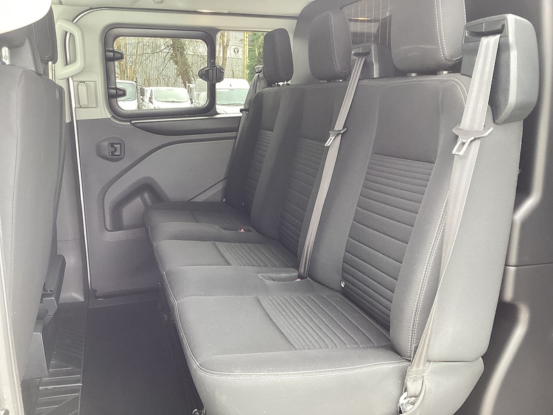 Ford 300 EcoBlue Limited SWB Crewcab A/C Euro 6