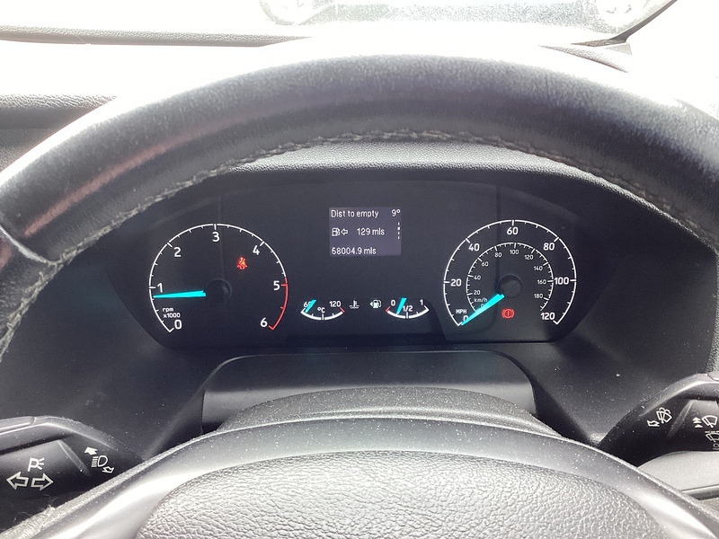 Ford 300 EcoBlue Limited SWB Crewcab A/C Euro 6