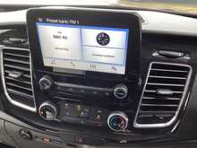 Ford Transit Custom 300 EcoBlue Limited SWB Crewcab A/C Euro 6 