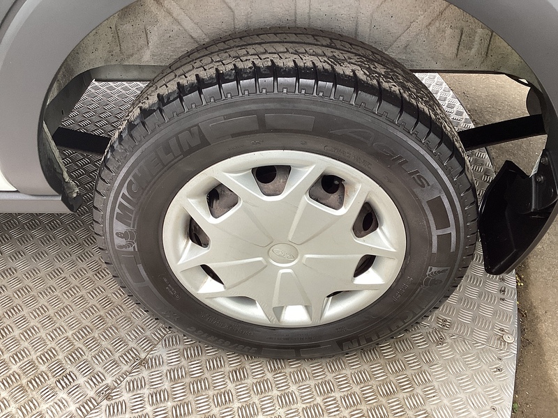 Ford 350 EcoBlue LWB H/R Crewcab A/C Euro 6 **NO VAT**