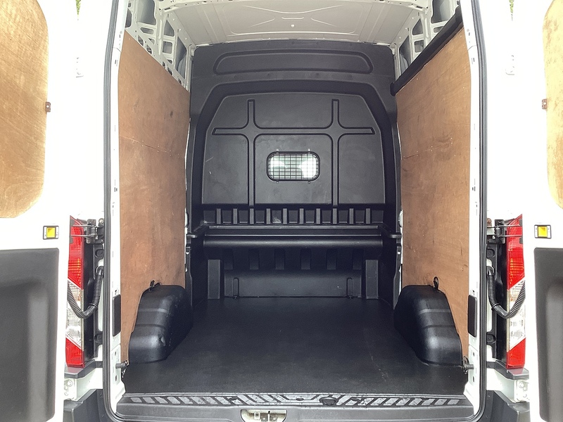 Ford 350 EcoBlue LWB H/R Crewcab A/C Euro 6 **NO VAT**