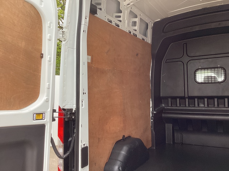 Ford 350 EcoBlue LWB H/R Crewcab A/C Euro 6 **NO VAT**
