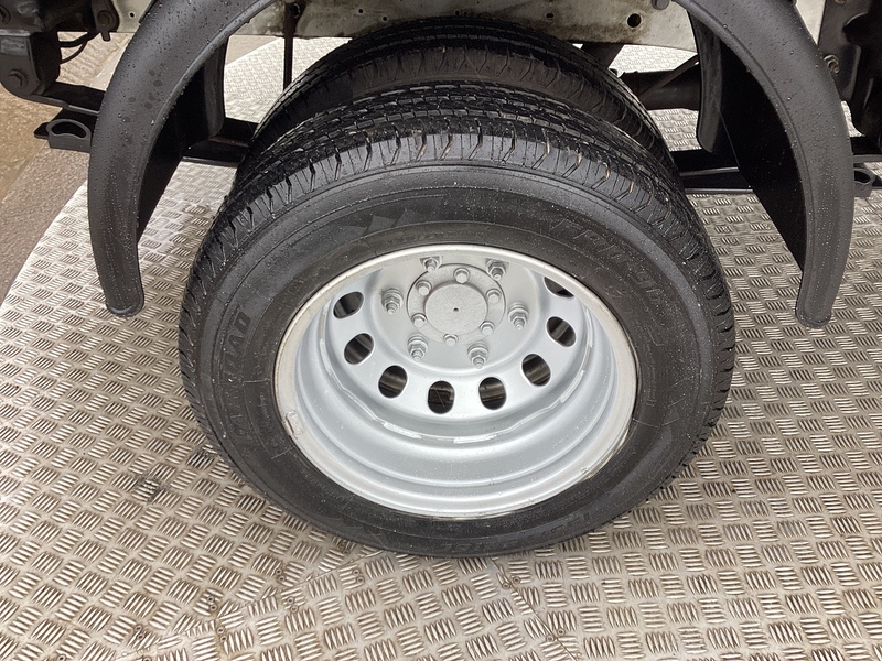 Ford 350 C/C Tipper 1 Stop Body Eu 6 L=9FT 4