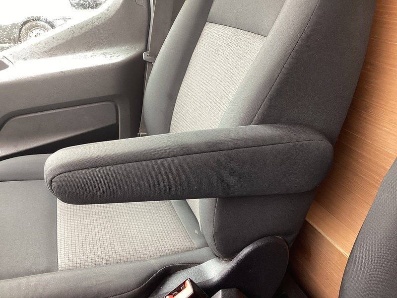 Ford 350 C/C Tipper 1 Stop Body Eu 6 L=9FT 4