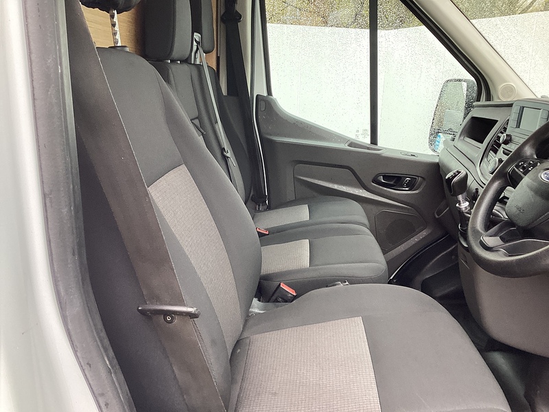 Ford 350 C/C Tipper 1 Stop Body Eu 6 L=9FT 4