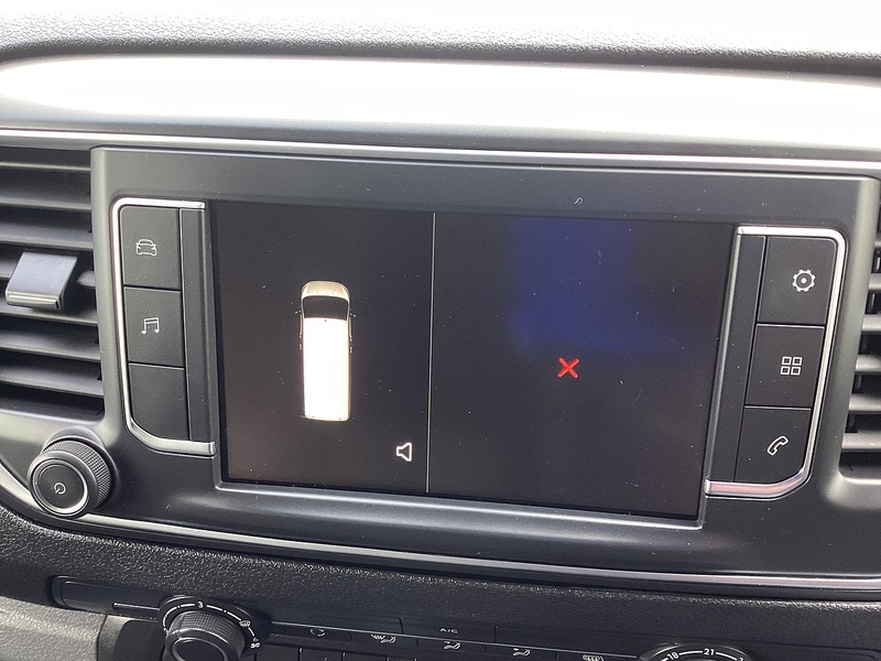 Vauxhall Turbo D 3100 Sportive LWB L/R A/C Euro 6