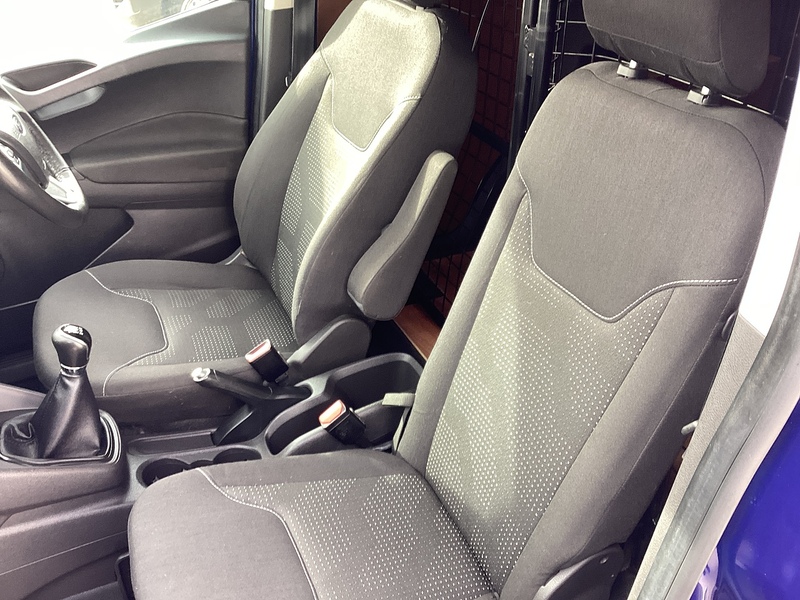 Ford TDCi Trend A/C SWB Euro 6 **NO VAT**