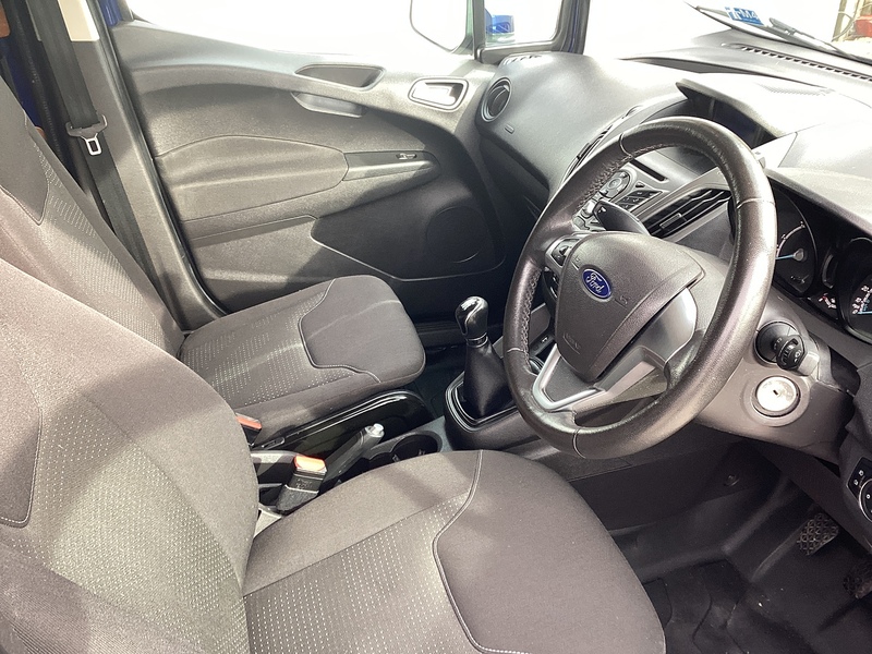 Ford TDCi Trend A/C SWB Euro 6 **NO VAT**