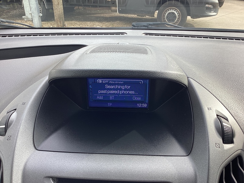 Ford TDCi Trend A/C SWB Euro 6 **NO VAT**