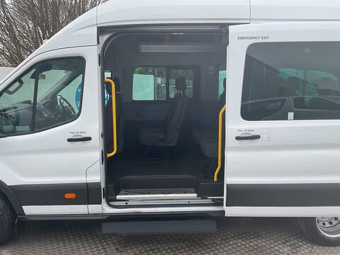 Ford Transit, 2.2 TDCi 460 HDT Trend Minibus 4dr Diesel Manual L4 H3 (18 seats) (196 g/km, 123 bhp)