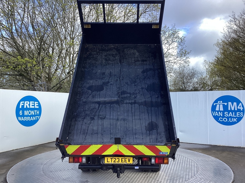 Isuzu D N35 125T Tipper SWB Euro 6 L=10FT 4