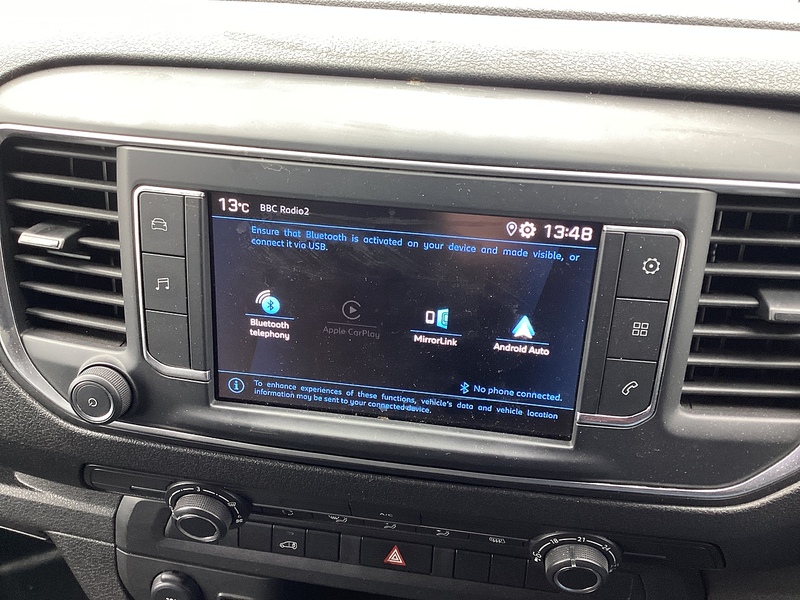 Peugeot BlueHDi 1000 Professional Premium + SWB L/R  A/C Euro 6 