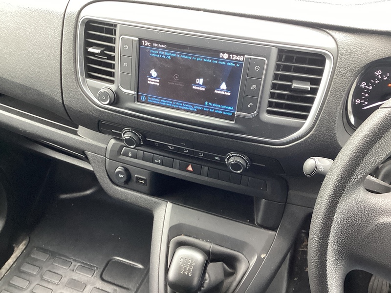 Peugeot BlueHDi 1000 Professional Premium + SWB L/R  A/C Euro 6 