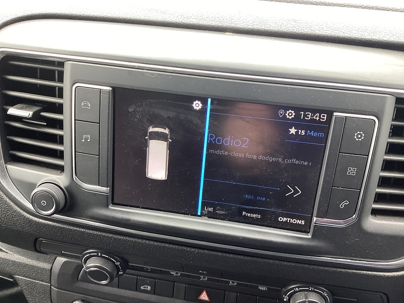 Peugeot BlueHDi 1000 Professional Premium + SWB L/R  A/C Euro 6 