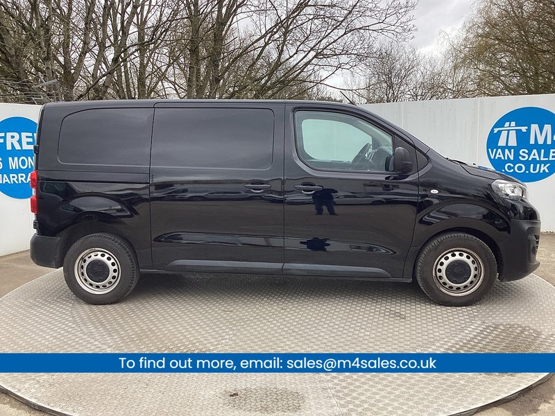 Peugeot BlueHDi 1000 Professional Premium + SWB L/R  A/C Euro 6 