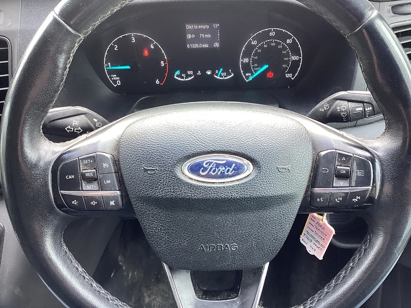 Ford 290 EcoBlue Trend MWB M/R A/C Euro 6