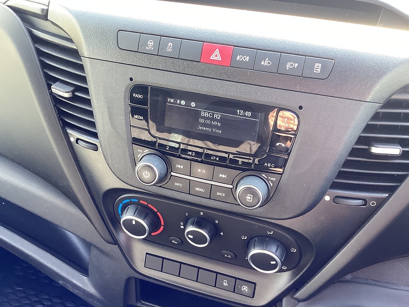 Iveco D HPI 14V 35S 3520L XLWB H/R A/C Euro 6