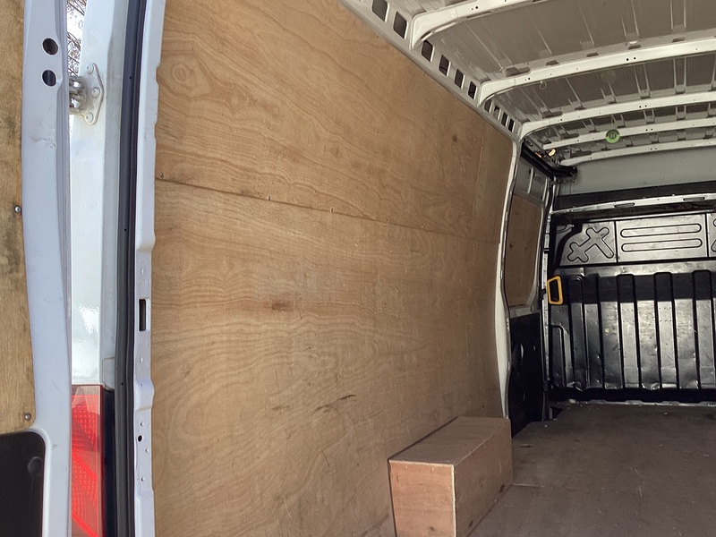 Iveco D HPI 14V 35S 3520L XLWB H/R A/C Euro 6