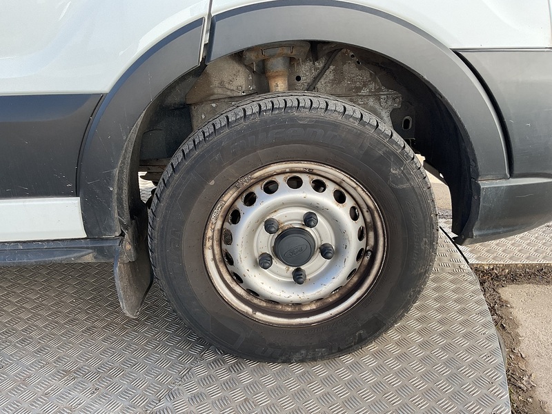 Ford 350 EcoBlue Leader Trend 12s Euro 6