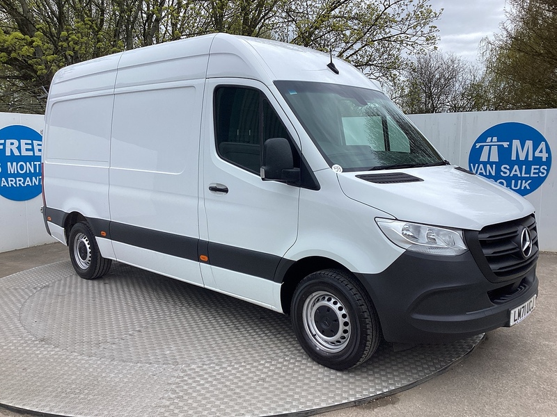 Mercedes 315 CDI Progressive MWB M/R A/C Euro 6
