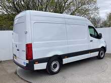 Mercedes Sprinter 315 CDI Progressive MWB M/R A/C Euro 6 