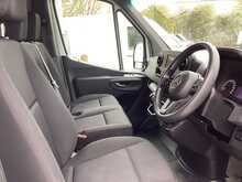 Mercedes Sprinter 315 CDI Progressive MWB M/R A/C Euro 6 