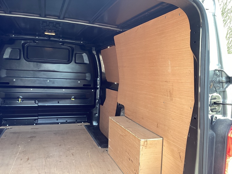 Vauxhall Turbo D 3100 Sportive LWB L/R A/C Euro 6