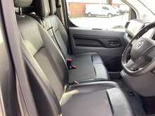 Vauxhall Vivaro Turbo D 3100 Sportive LWB L/R A/C Euro 6 