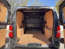 Vauxhall Vivaro Turbo D 3100 Sportive LWB L/R A/C Euro 6 