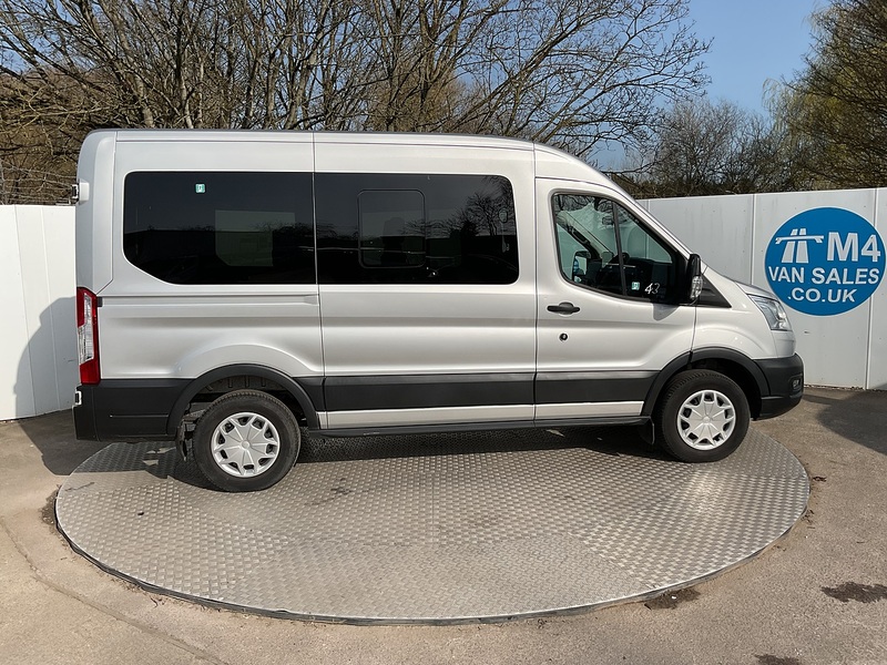 Ford 350 EcoBlue Trend 12 Seater 