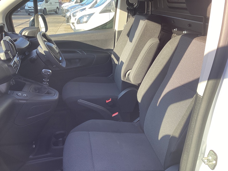 Peugeot BlueHDi 1000 Professional SWB Euro 6 **NO VAT**