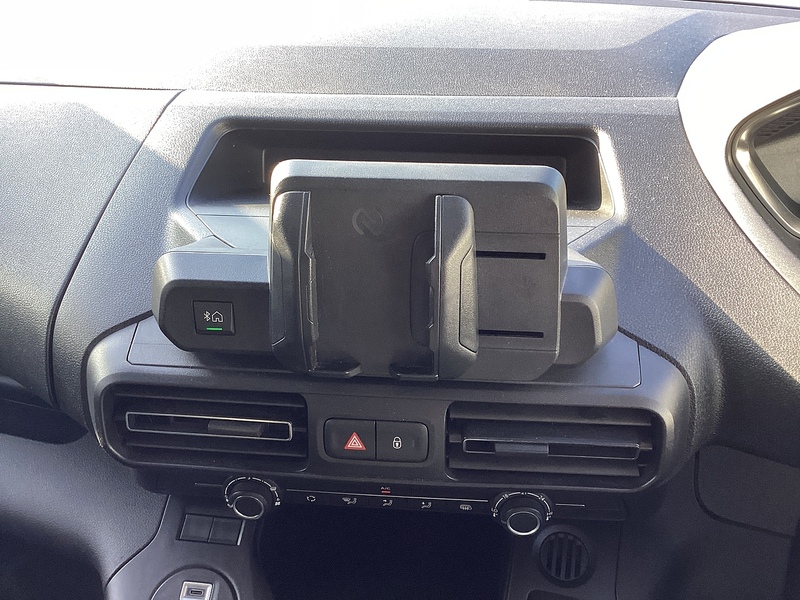 Peugeot BlueHDi 1000 Professional SWB Euro 6 **NO VAT**