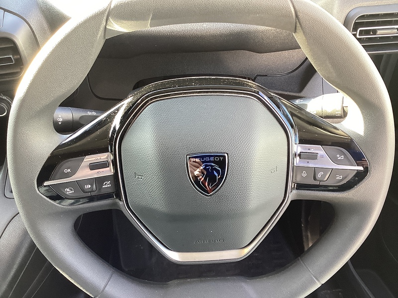 Peugeot BlueHDi 1000 Professional SWB Euro 6 **NO VAT**