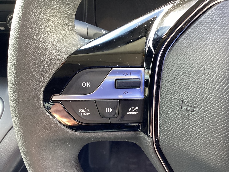 Peugeot BlueHDi 1000 Professional SWB Euro 6 **NO VAT**