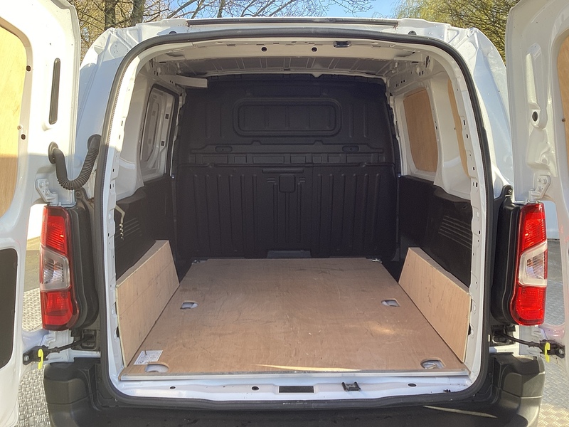 Peugeot BlueHDi 1000 Professional SWB Euro 6 **NO VAT**