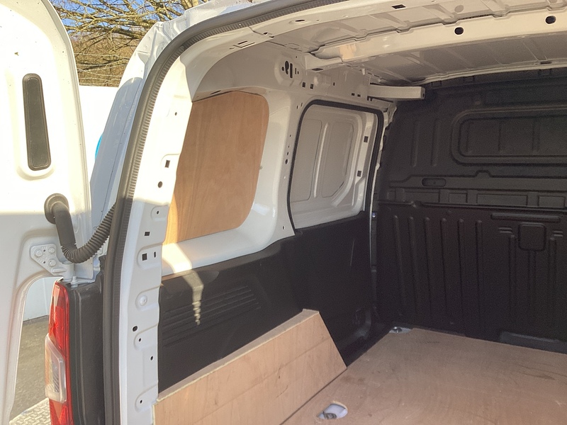 Peugeot BlueHDi 1000 Professional SWB Euro 6 **NO VAT**