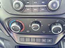 Iveco Daily D HPI 14V 35C 3000 Tipper A/C Euro 6 L=11FT 