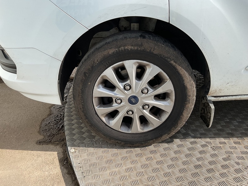 Ford 2.0 320 EcoBlue Limited Crew Van  Diesel Auto L1 H1 Euro 6 (170 ps)