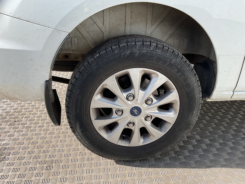 Ford 2.0 320 EcoBlue Limited Crew Van  Diesel Auto L1 H1 Euro 6 (170 ps)