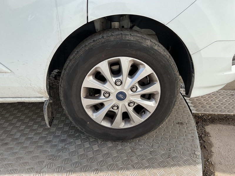 Ford 2.0 320 EcoBlue Limited Crew Van  Diesel Auto L1 H1 Euro 6 (170 ps)