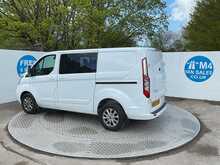 Ford Transit Custom Crew Van 320 EcoBlue Limited SWB Euro 6 