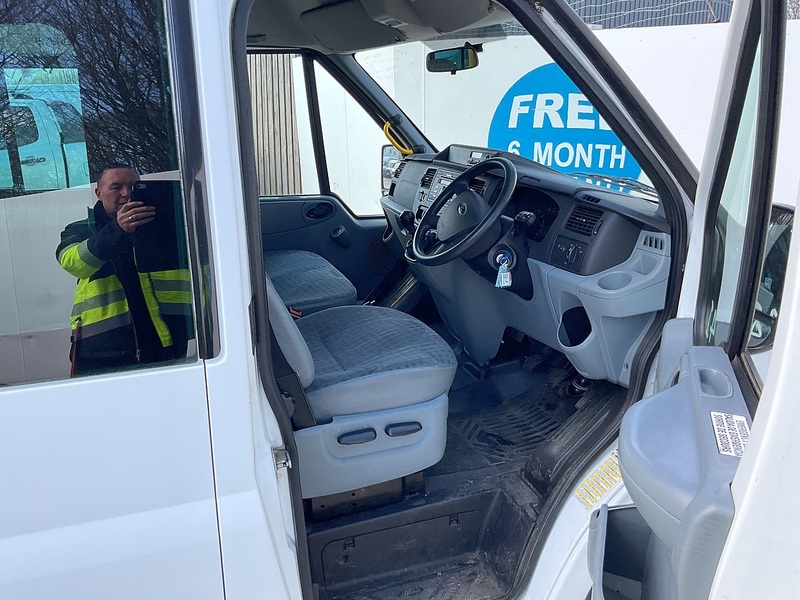 Ford 2.2 TDCi 430 HDT Minibus 5dr Diesel Manual RWD L4 H2 (133 bhp)