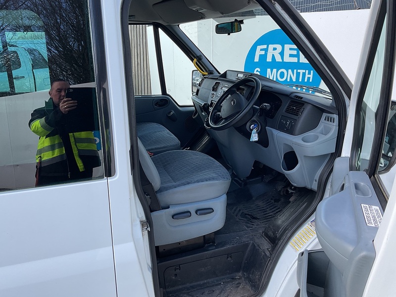 Ford 2.2 TDCi 430 HDT Minibus 5dr Diesel Manual RWD L4 H2 (133 bhp)