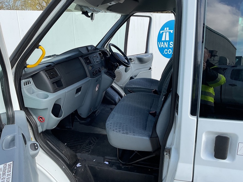 Ford 2.2 TDCi 430 HDT Minibus 5dr Diesel Manual RWD L4 H2 (133 bhp)